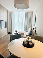 Alacarte Ha Long by Panda