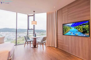 Alacarte Ha Long by Panda