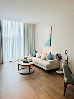 Alacarte Ha Long by Panda