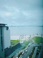 Alacarte Ha Long by Panda