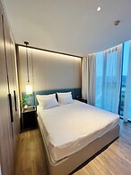 Alacarte Ha Long by Panda