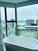 Alacarte Ha Long by Panda