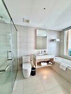 Alacarte Ha Long by Panda