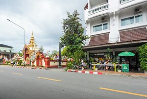 Fav Inn Town