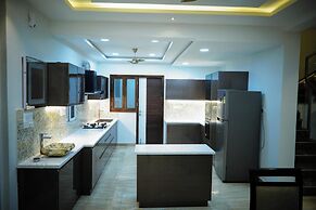 The Grand Regent4bhkjacuzzi30nights Minimum