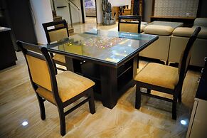 The Grand Regent4bhkjacuzzi30nights Minimum