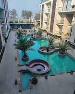 Green Nature Resort and Suites