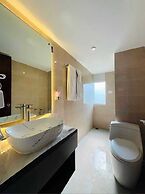 Green Nature Resort and Suites