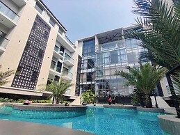 Green Nature Resort and Suites