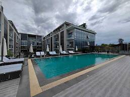 Green Nature Resort and Suites