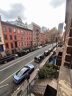 Little manhattan