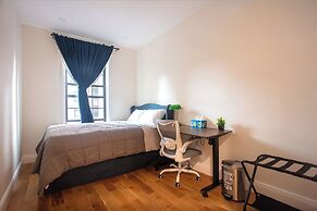 Little manhattan