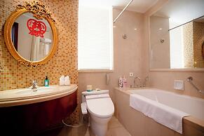 Gongxiang International Hotel