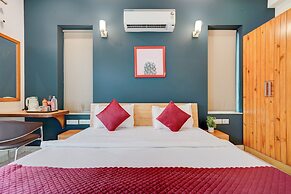 Madstays Hotel - Medicity Near Medanta Hospital