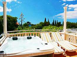 Apartments & Rooms Cakelic II