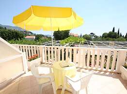 Apartments & Rooms Cakelic II