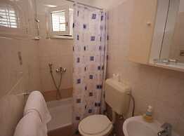 Apartments & Rooms Cakelic II