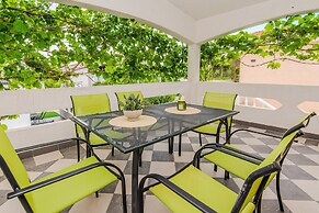 Apartment Pisacic