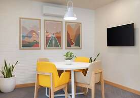 Bloom Hotel - BKC Kalina