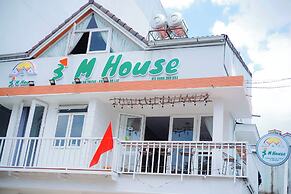 Homestay 3M House