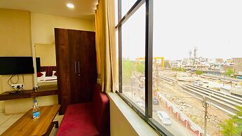 Hotel Sukh Vilas