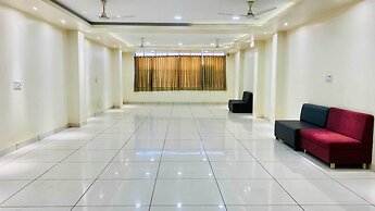 Hotel Sukh Vilas