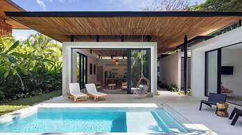 Private Pool Villa Steps to the Beach