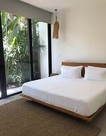 Private Pool Villa Steps to the Beach