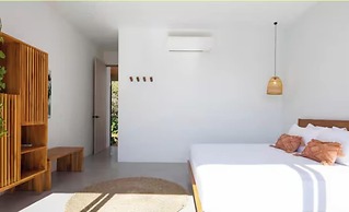 Private Pool Villa Steps to the Beach