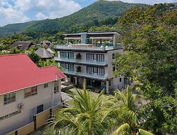 Joan Eco Relais