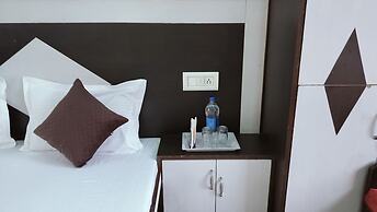 Hotel Adventure Inn 20 Metre from Swimming Pool