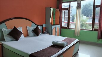 Hotel Adventure Inn 20 Metre from Swimming Pool