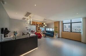 C Station Meisu Hotel