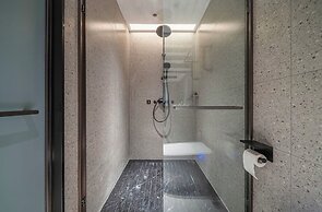 C Station Meisu Hotel