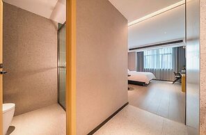 C Station Meisu Hotel