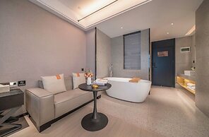 C Station Meisu Hotel