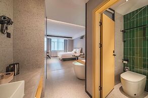 C Station Meisu Hotel