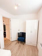 132 Huntingdon