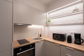 Modern Apartment in Athens with Balcony