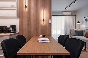 Modern Apartment in Athens with Balcony