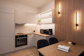 Modern Apartment in Athens with Balcony