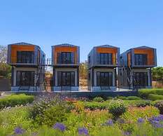 Sizzle Bay Resort