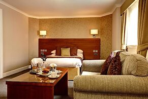 The Golden Lion Hotel