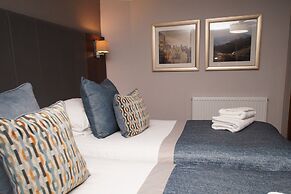 The Golden Lion Hotel