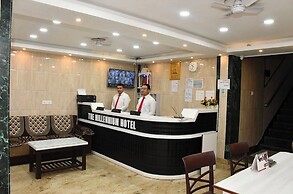 HOTEL MILLENNIUM