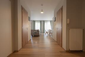 Simon Apartment by Rentalspro