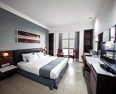 Avenue Suites