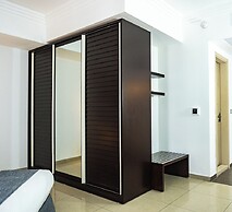 Avenue Suites