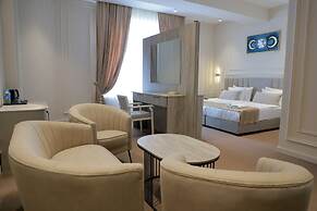 Emily Grand Palace Hotel