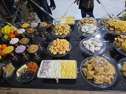 Emily Grand Palace Hotel